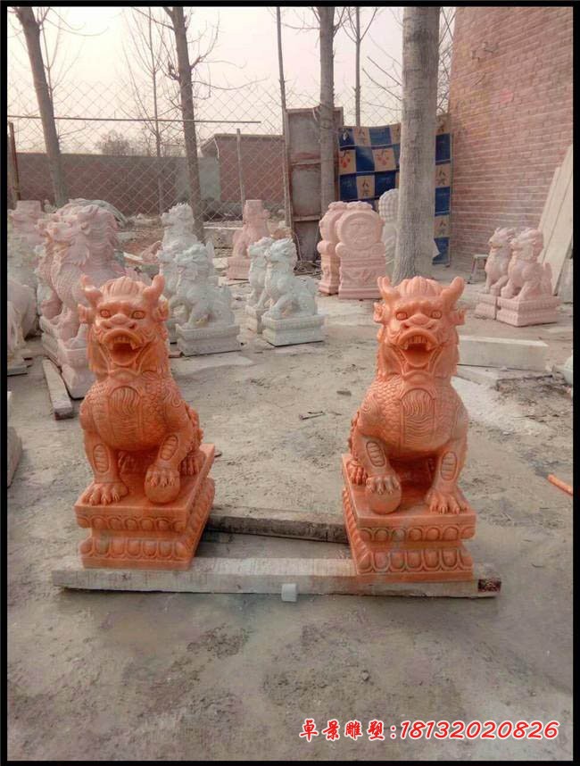 石雕麒麟晚霞红门口踩球麒麟雕塑 (2)