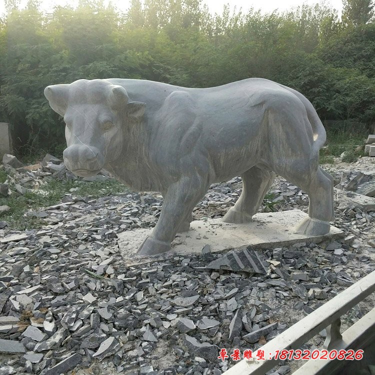 公园石雕牛，青石动物雕塑 