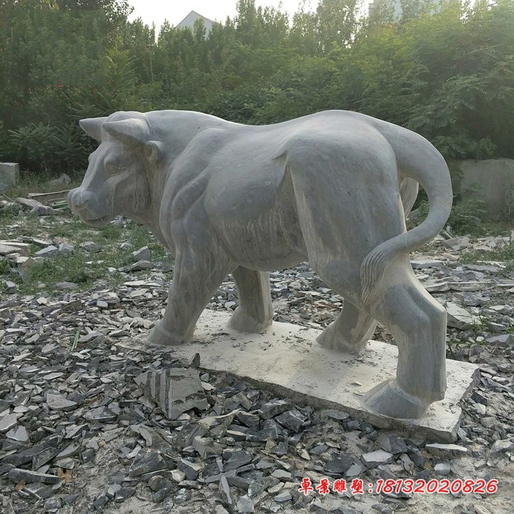 公园石雕牛，青石动物雕塑 