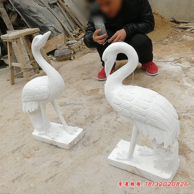 公园石雕仙鹤，汉白玉仙鹤 