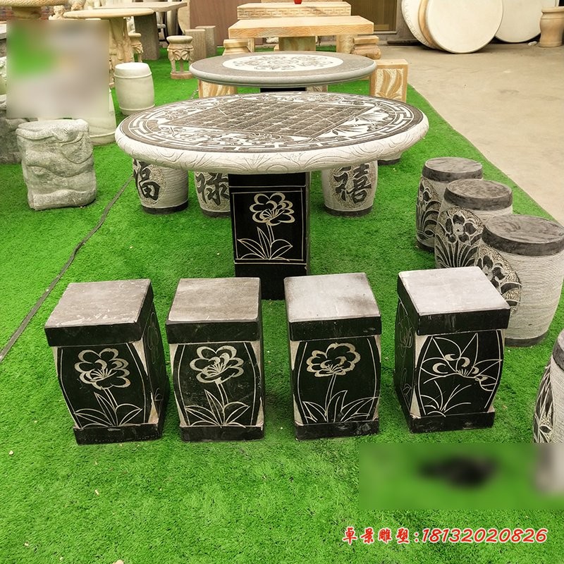 青石桌椅，可下棋的桌子石雕