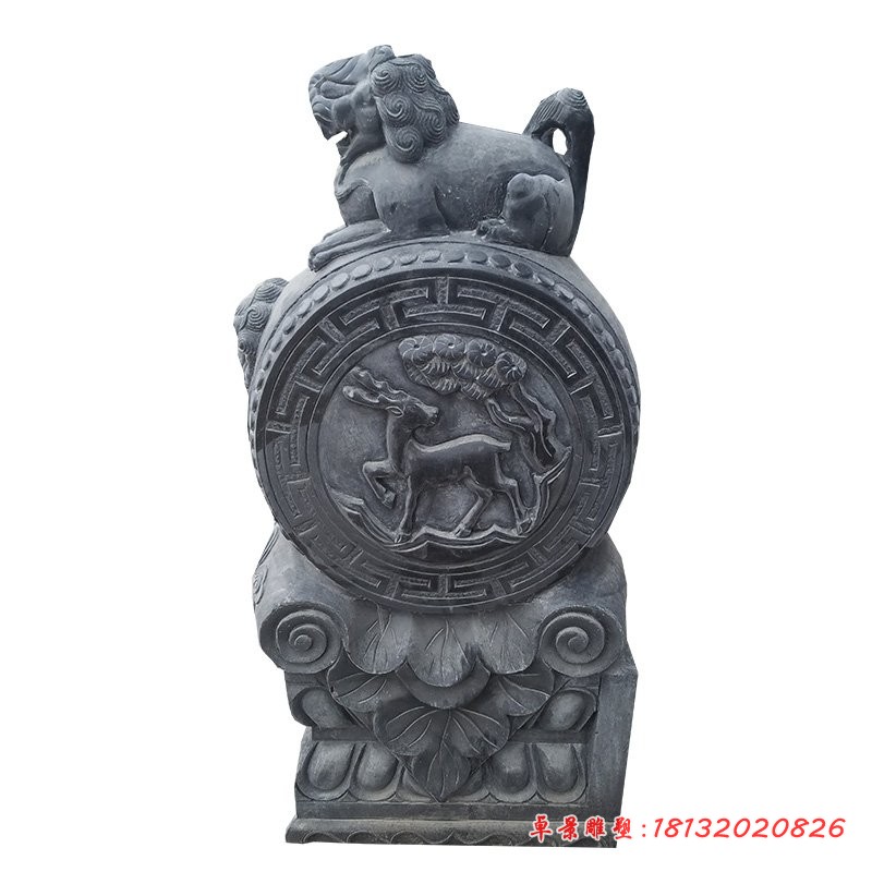 石雕门墩，青石狮子门墩