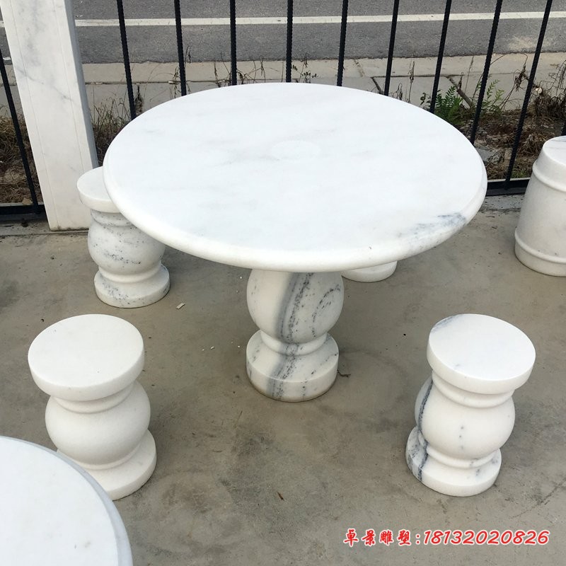 草白玉桌凳石雕 公园石雕桌凳 