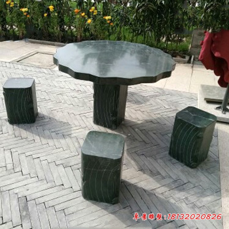 仿木头桌凳石雕 公园石雕桌凳