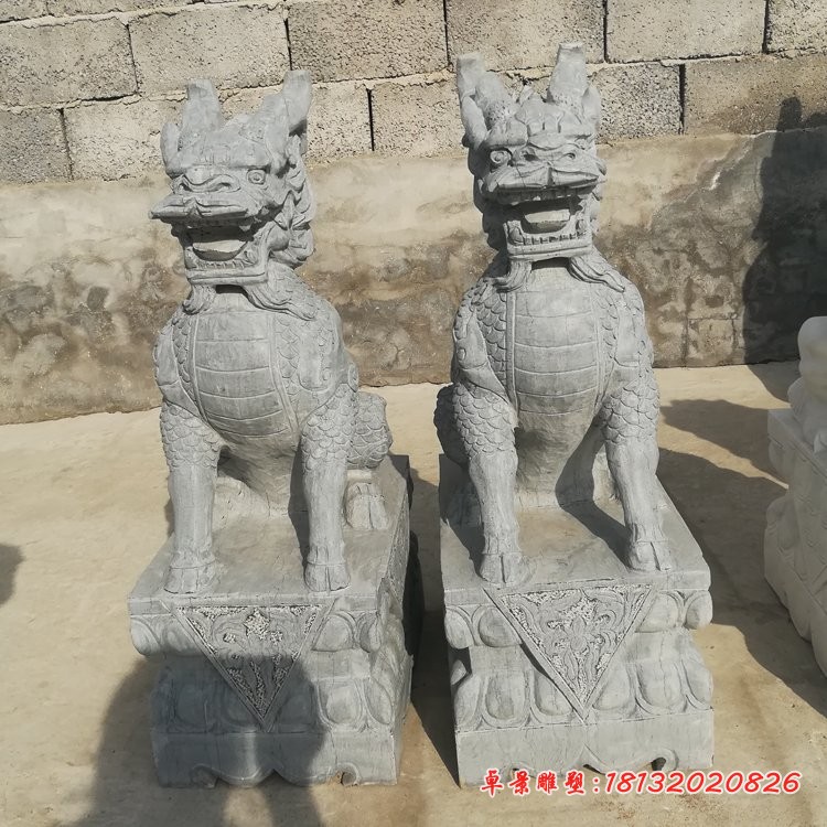 青石仿古麒麟雕塑，门口石雕麒麟