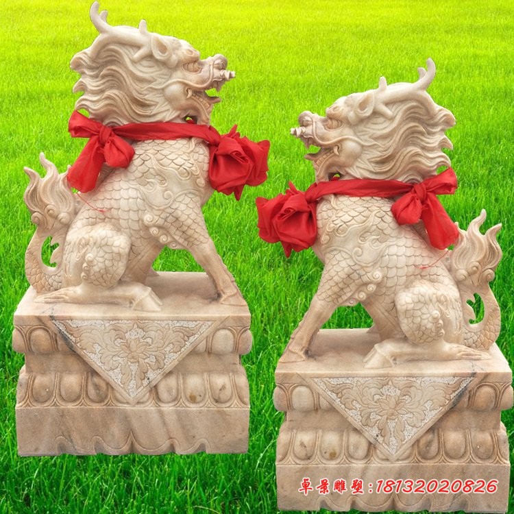 晚霞红门口麒麟石雕  石雕坐式踩球麒麟 (8)