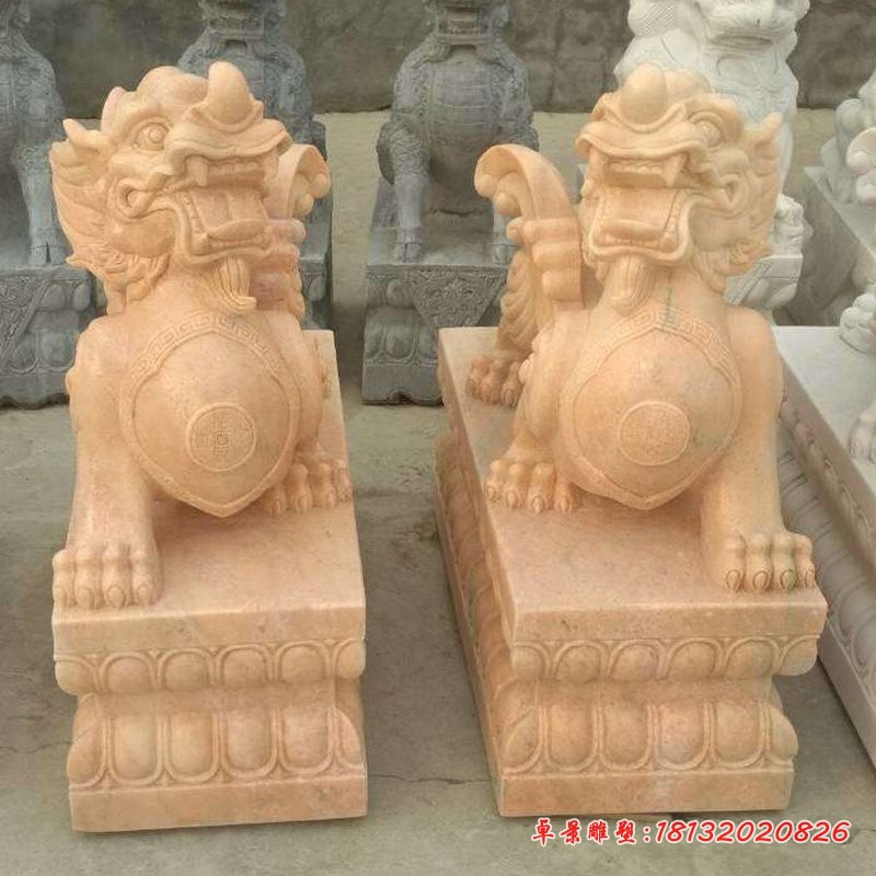 晚霞红貔貅石雕，门口招财貔貅雕塑