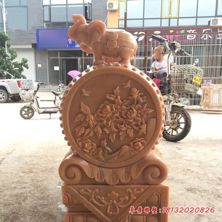大象抱鼓石 晚霞红牡丹浮雕石门墩