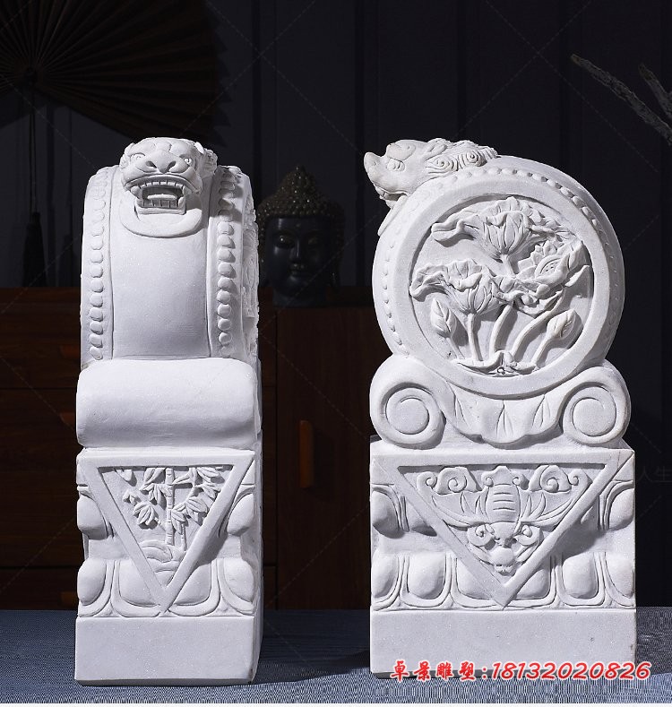 汉白玉门墩，招财抱鼓石