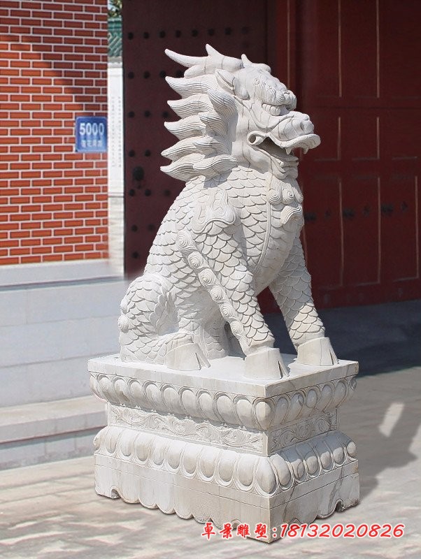 汉白玉麒麟，麒麟石门墩