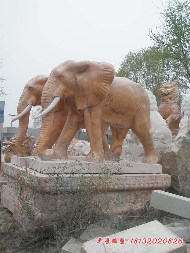 公园大象雕塑晚霞红动物石雕 (2)