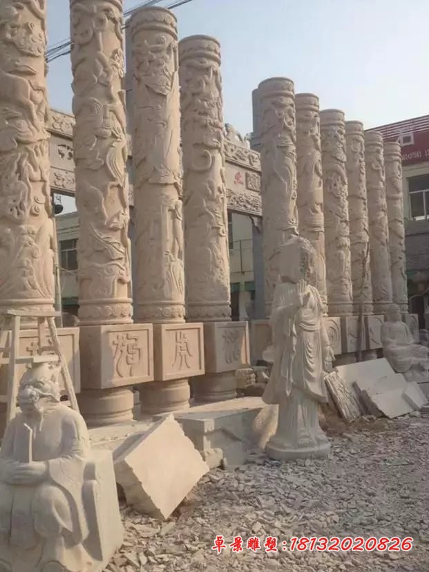 广场柱子石雕十二生肖雕塑