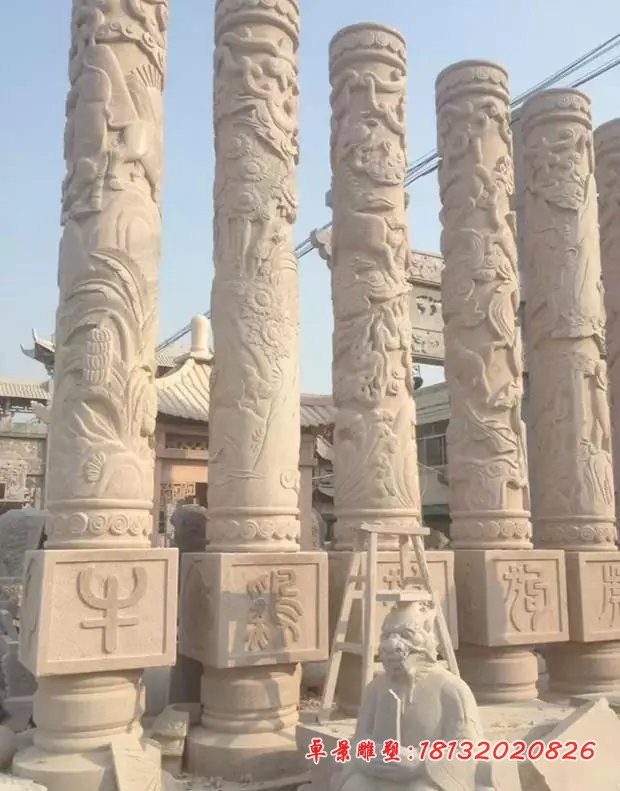 广场柱子石雕十二生肖雕塑 