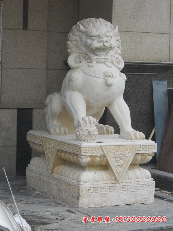 汉白玉狮子石雕石头狮子雕塑 
