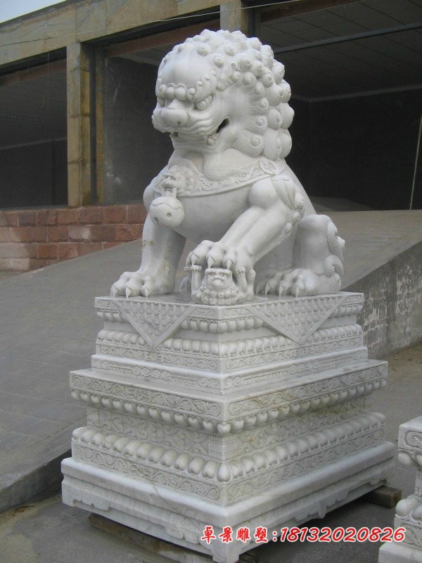 汉白玉狮子石雕石头狮子雕塑 