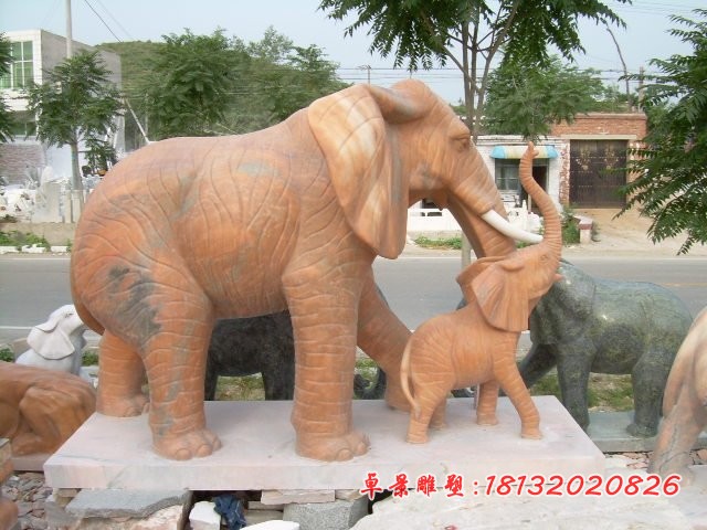 母子大象雕塑晚霞红大象石雕