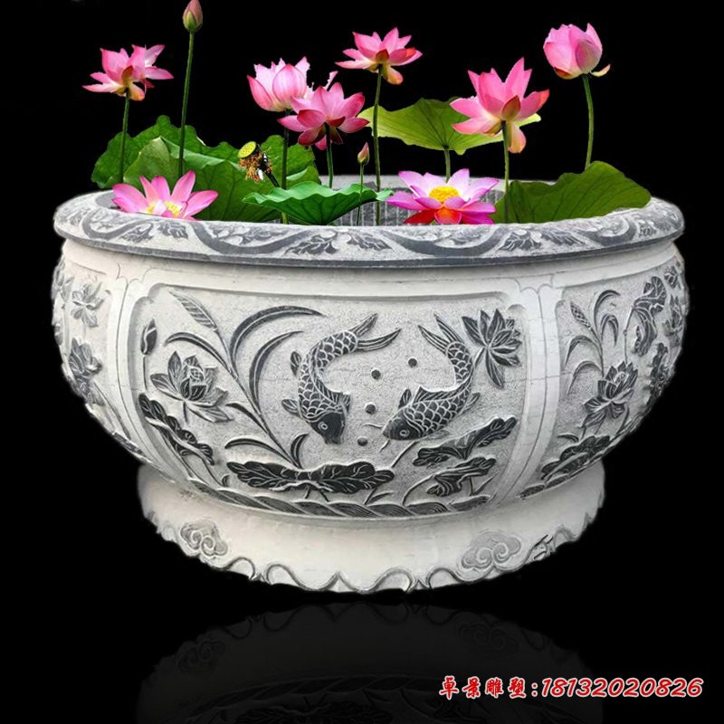 青石荷花缸 庭院圆形水缸石雕 