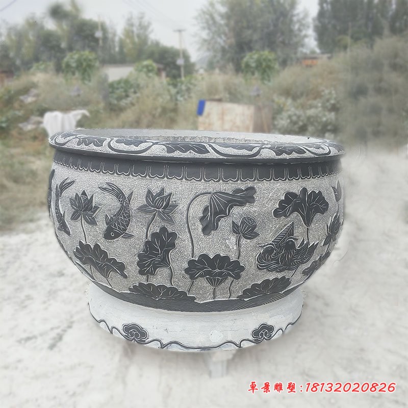 青石荷花缸 庭院圆形水缸石雕 