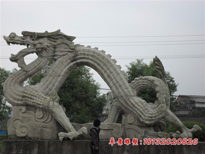 青石龙雕塑广场石雕龙 