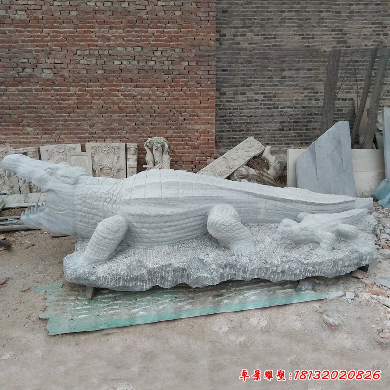 鳄鱼石雕鳄鱼石雕，青石动物雕塑 (1)