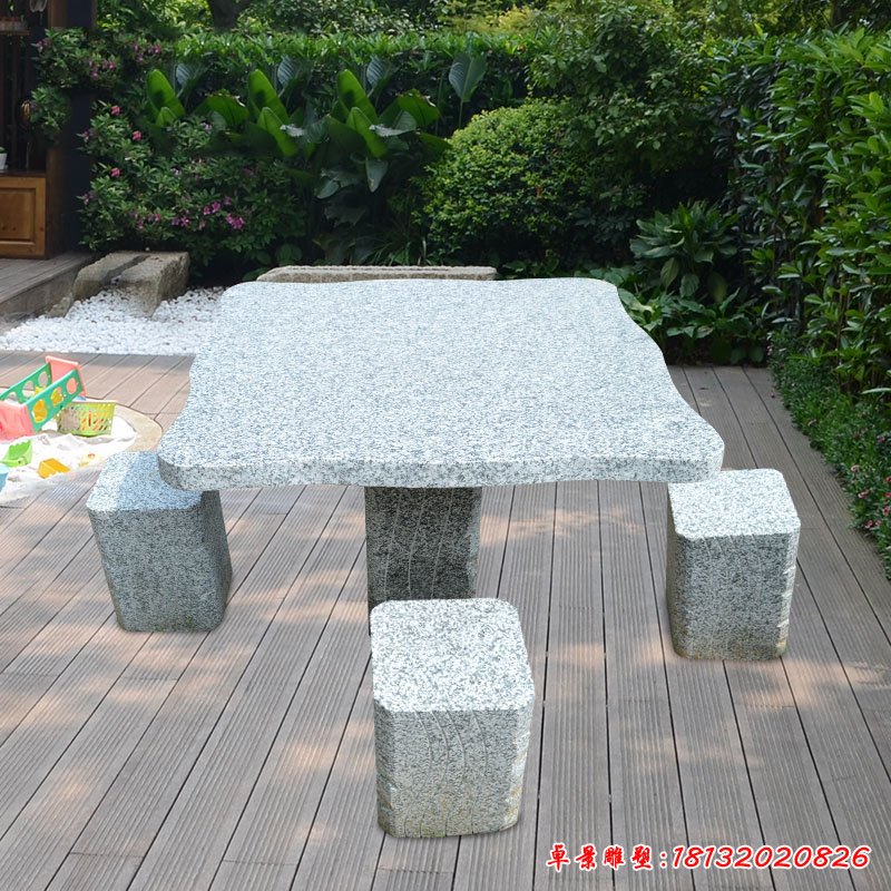 方桌方凳，公园石桌石凳