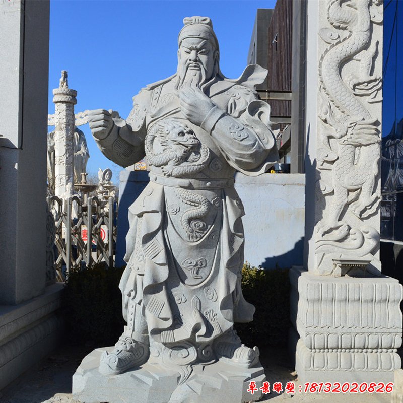 立式关羽石雕，青石关公雕塑