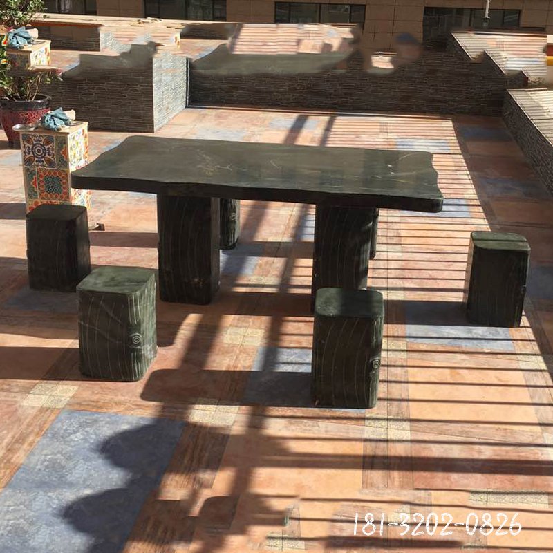 仿木头桌凳石雕，公园方形桌凳石雕