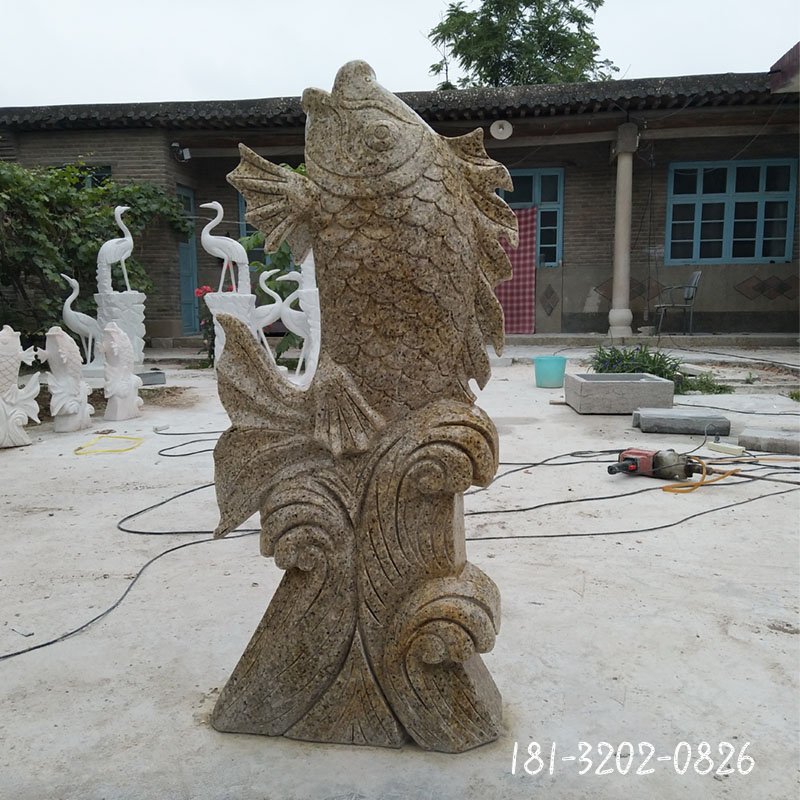 砂岩鲤鱼喷泉石雕