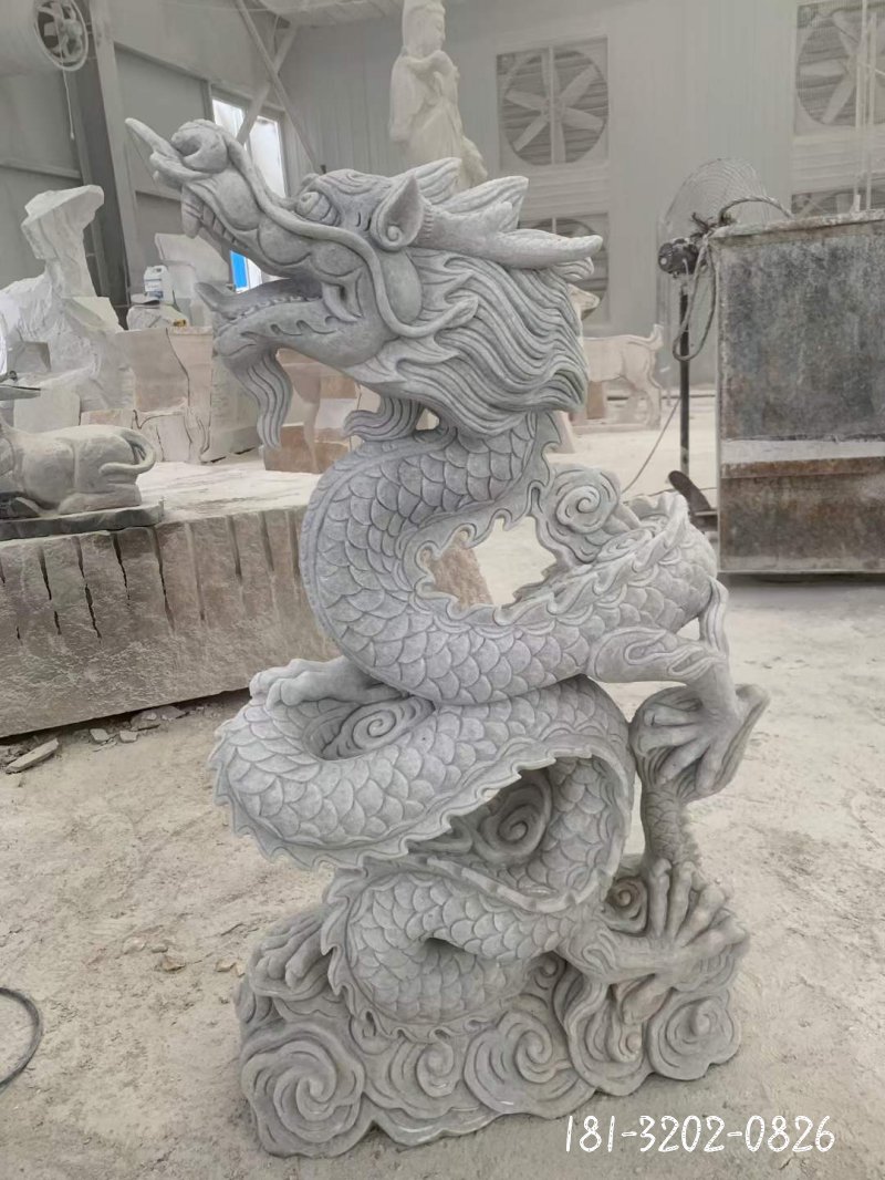 龙动物石雕