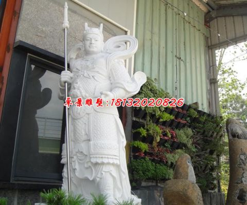 广场二郎神石雕