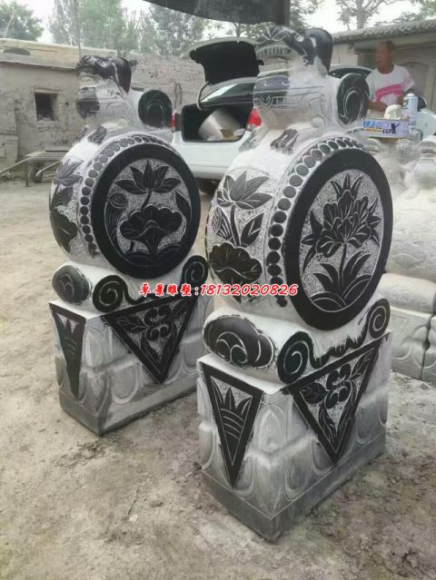 石雕貔貅荷花门墩