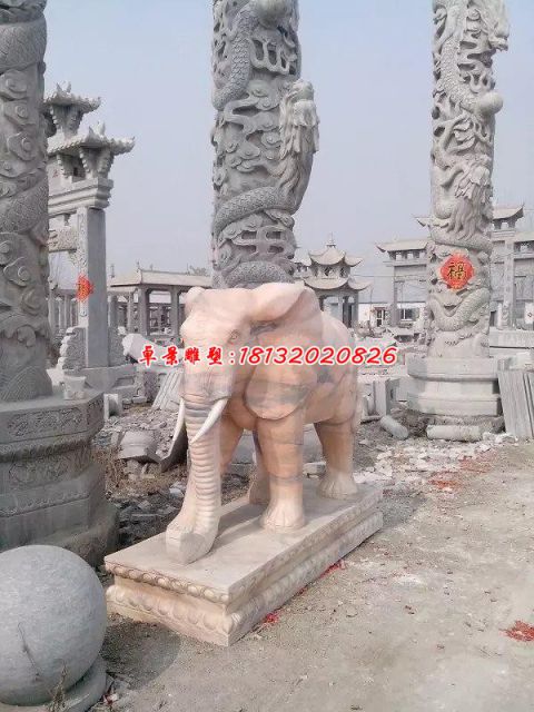 晚霞红石头大象