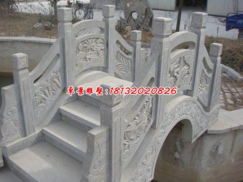 大理石小桥雕塑 