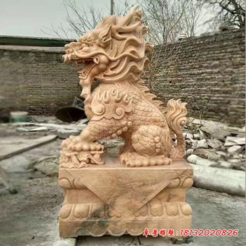 门口坐式麒麟石雕