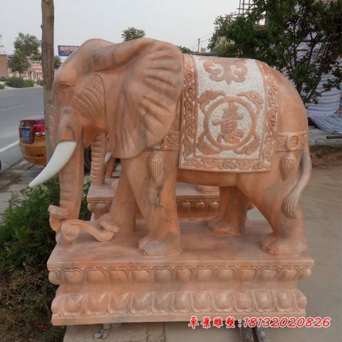 门口晚霞红如意大象石雕