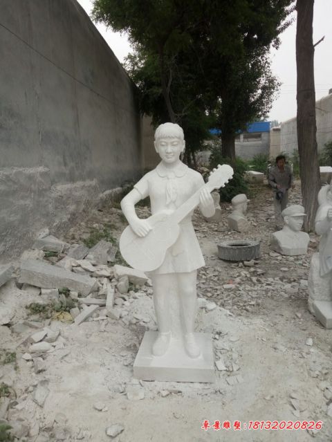 公园人物弹吉他小女孩石雕