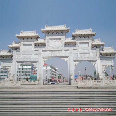 广场三门九楼牌坊石雕