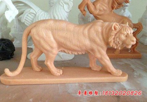 晚霞红公园动物老虎石雕