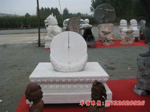 汉白玉广场日晷