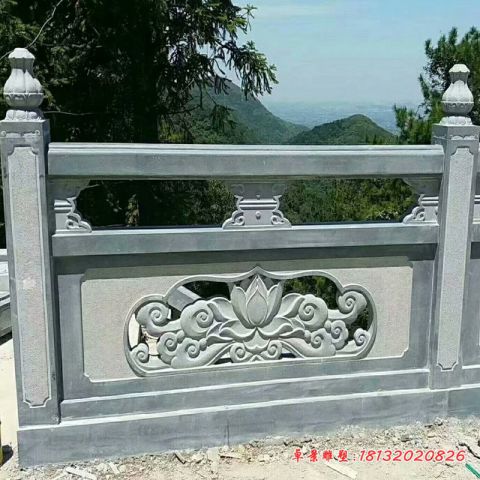 公园荷花浮雕石栏板