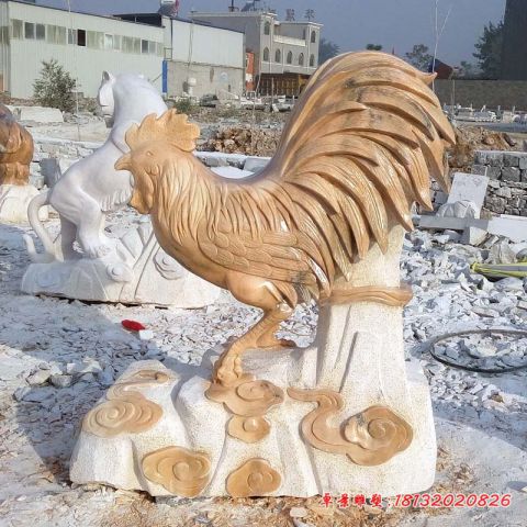 公园晚霞红公鸡石雕