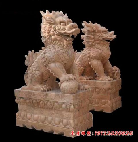 门前晚霞红踩球麒麟石雕