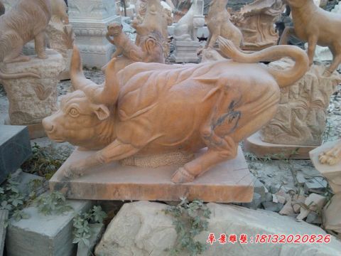 企业晚霞红华尔街牛石雕