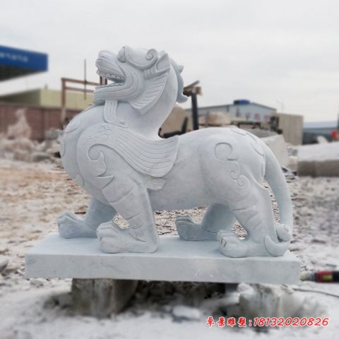 景区龙生九子狴犴石雕