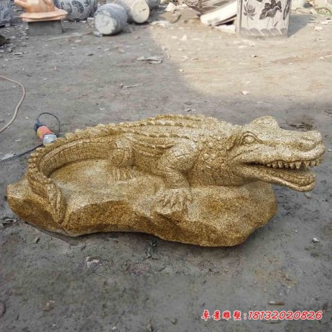 砂岩动物鳄鱼石雕