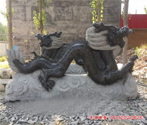 景区十二生肖石雕龙