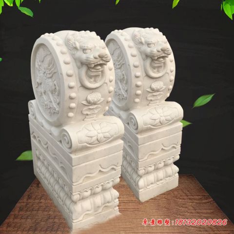 庭院门前汉白玉狮子门墩