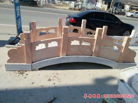 园林晚霞红石雕桥