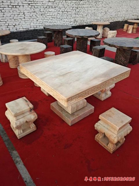 晚霞红公园方形石桌凳