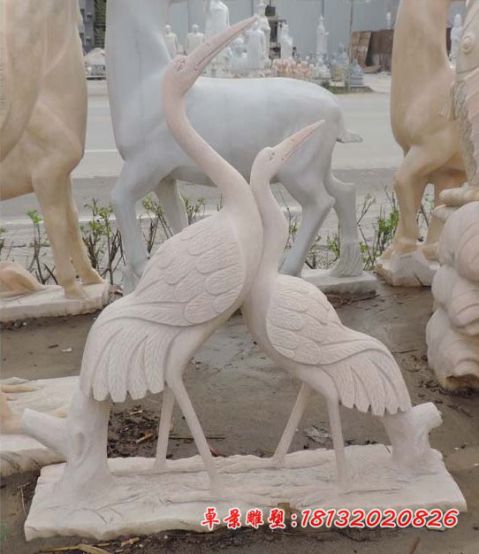 公园晚霞红动物仙鹤雕塑